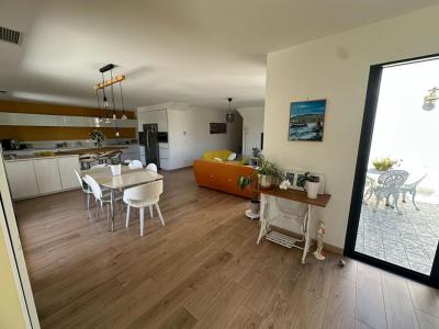 For sale Pignan 8 rooms 186 m2 Herault (34570) photo 4