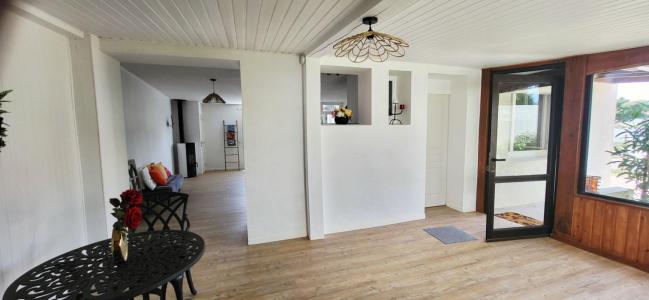 For sale Houmeau 4 rooms 90 m2 Charente maritime (17137) photo 3