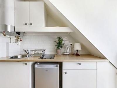 For rent Paris-8eme-arrondissement 1 room 13 m2 Paris (75008) photo 2