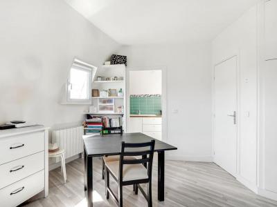 For rent Paris-10eme-arrondissement 1 room 19 m2 Paris (75010) photo 0