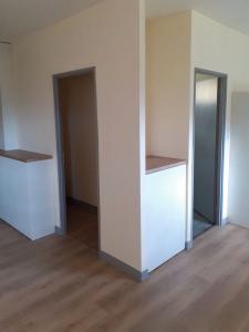 For rent Bourg-de-thizy 2 rooms 62 m2 Rhone (69240) photo 3