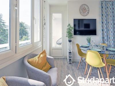 Louer Appartement 10 m2 Nantes