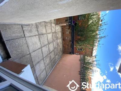Louer Appartement 16 m2 Evry