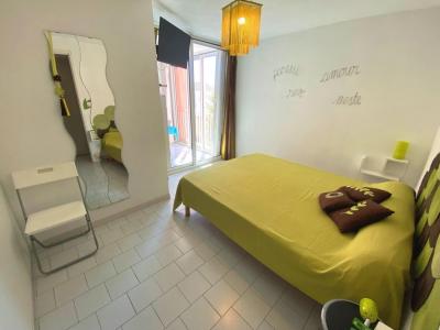 For sale CENTRE VILLE RIVE DROITE 3 rooms 62 m2 Gard (30240) photo 4