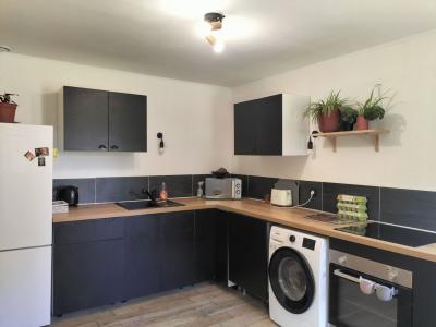 For sale NORD EST MAYENNE 3 rooms 42 m2 Mayenne (53700) photo 1
