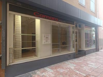 For sale PLACE DE LA RPUBLIQUE 6 rooms 140 m2 Pyrenees orientales (66000) photo 4