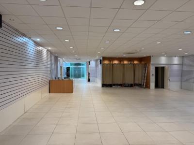 For sale CENTRE VILLE 6 rooms 268 m2 Cher (18200) photo 2