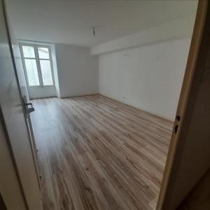 Louer Maison 119 m2 Breuil-barret