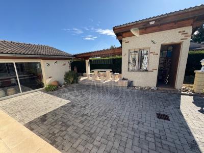 For sale Beaurepaire Beaurepaire 5 rooms 114 m2 Isere (38270) photo 2