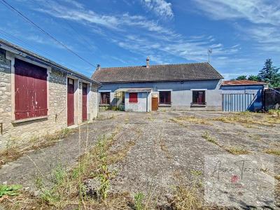 For sale Estouches LE-MEREVILLOIS 3 rooms 77 m2 Essonne (91660) photo 0