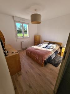 For sale Saint-ebremond-de-bonfosse 5 rooms 83 m2 Manche (50750) photo 2