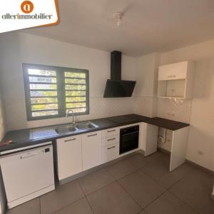 Louer Appartement Saint-pierre 904 euros