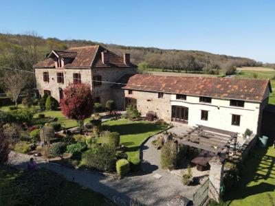 For sale Vic-en-bigorre 12 rooms 425 m2 Hautes pyrenees (65500) photo 0