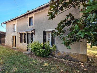 For sale Sauze-vaussais 7 rooms 136 m2 Deux sevres (79190) photo 0