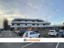 Location Local commercial Madeleine 592 m2