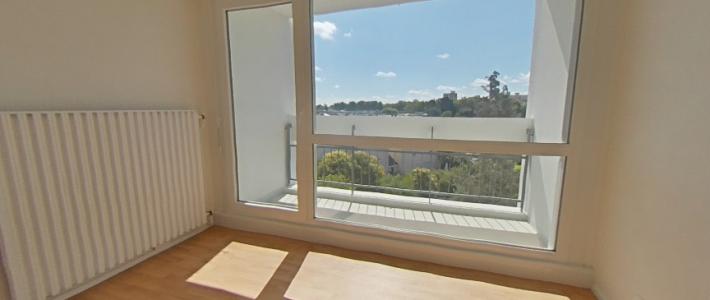 For sale Angers 4 rooms 78 m2 Maine et loire (49000) photo 4