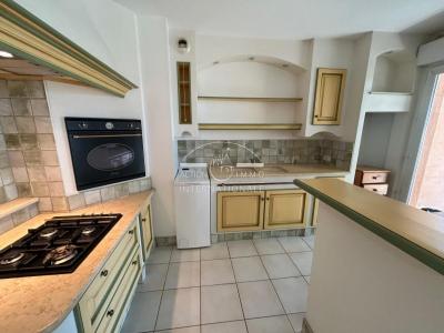 Acheter Appartement 85 m2 Saint-martin-de-crau
