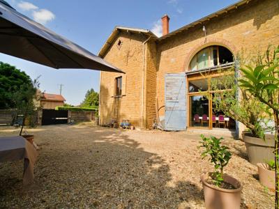 For sale Chasselay 5 rooms 258 m2 Rhone (69380) photo 0