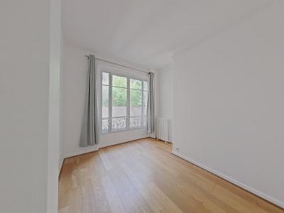 For rent Paris-4eme-arrondissement 5 rooms 110 m2 Paris (75004) photo 4