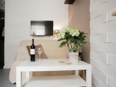 Louer Appartement 17 m2 Paris-11eme-arrondissement