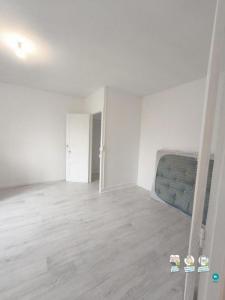 For rent Bagnoles-de-l'orne 5 rooms 130 m2 Orne (61140) photo 2