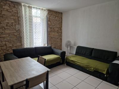 For sale REPUBLIQUE 3 rooms 65 m2 Gard (30000) photo 1