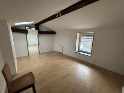 For sale 3 rooms 85 m2 Ain (01320) photo 3