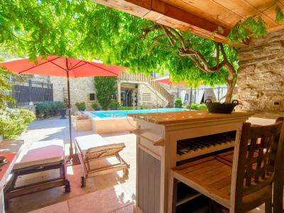 Acheter Maison 431 m2 Garrigues-sainte-eulalie