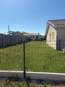 For rent Saint-laurent-d'arce 4 rooms 98 m2 Gironde (33240) photo 0