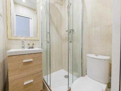 For rent Paris-16eme-arrondissement Rue Saint Didier 1 room 18 m2 Paris (75016) photo 3