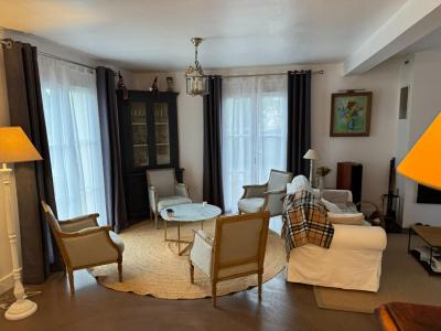 Acheter Maison 192 m2 Carignan-de-bordeaux
