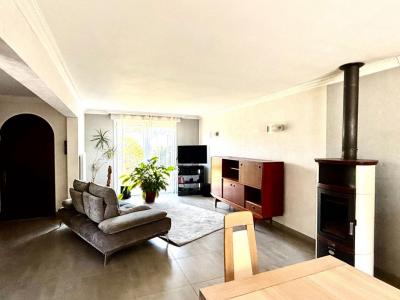 For sale Bohalle 7 rooms 147 m2 Maine et loire (49800) photo 2