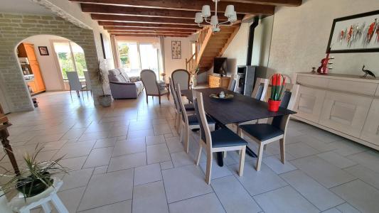 For sale Chaille-sous-les-ormeaux RIVES-DE-L-YON 7 rooms 145 m2 Vendee (85310) photo 3