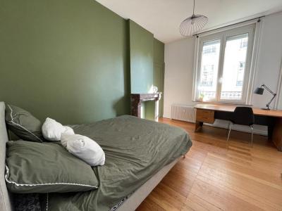 For rent Madeleine 3 rooms 81 m2 Nord (59110) photo 4