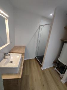 For rent Revel 2 rooms 30 m2 Haute garonne (31250) photo 2