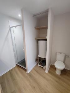 For rent Revel 2 rooms 30 m2 Haute garonne (31250) photo 3