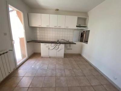 Louer Maison Motte-d'aigues 1205 euros