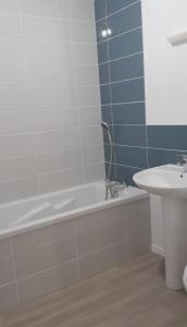 For sale Ecouflant 5 rooms 94 m2 Maine et loire (49000) photo 2