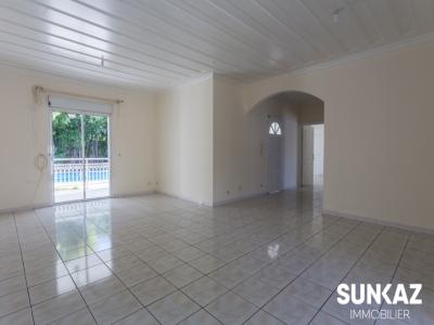 Louer Maison 167 m2 Saint-pierre