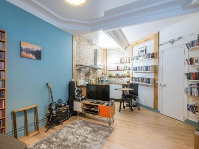 Annonce Location 2 pices Appartement Paris-20eme-arrondissement 75