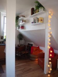 Louer Appartement 18 m2 Paris-18eme-arrondissement