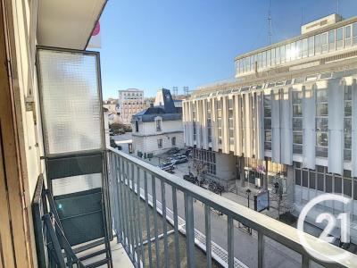 For rent Clamart 2 rooms 59 m2 Hauts de Seine (92140) photo 4