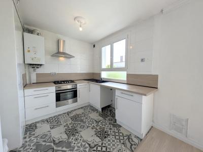 For sale Tarbes 3 rooms 61 m2 Hautes pyrenees (65000) photo 2