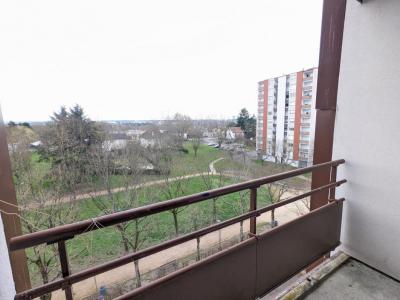 Louer Appartement 76 m2 Montceau-les-mines