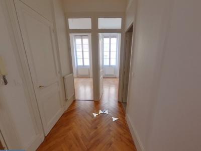 Louer Appartement Lyon-2eme-arrondissement 1215 euros