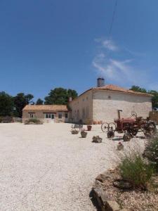 For sale 14 rooms 405 m2 Deux sevres (79190) photo 2