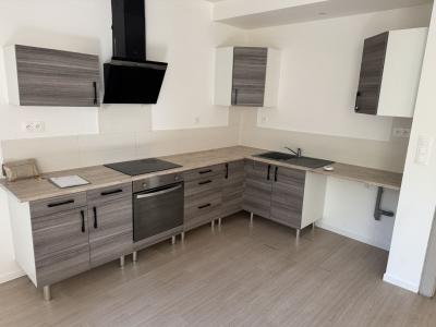 For sale CENTRE VILLE 3 rooms 73 m2 Tarn (81120) photo 3