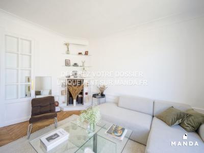 Louer Appartement 81 m2 Paris-18eme-arrondissement