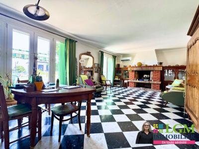 For sale Nimes 6 rooms 141 m2 Gard (30900) photo 4