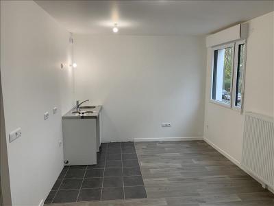 For rent Colombes 1 room 29 m2 Hauts de Seine (92700) photo 0